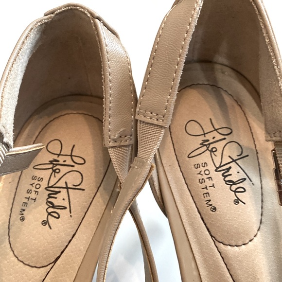 Life Stride Soft System Tan Sandal Heels - Picture 5 of 7